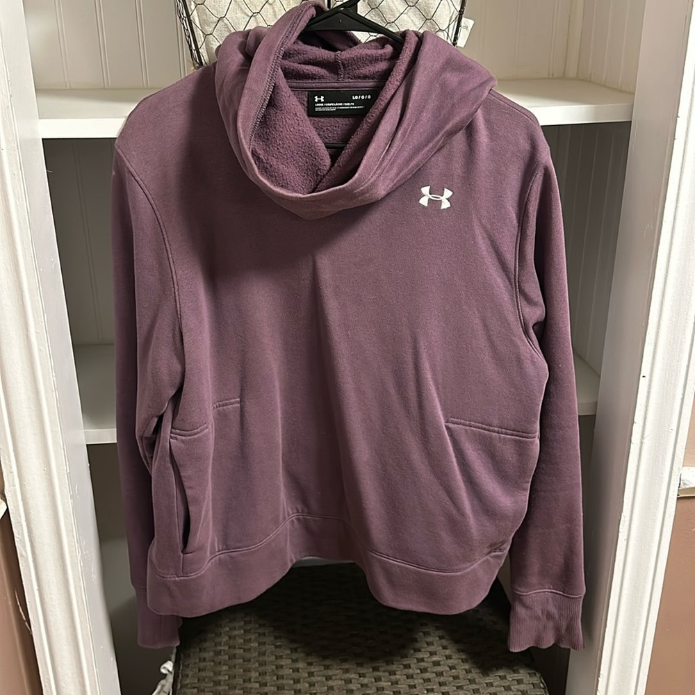 Women’s Large UA Funnel Neck Hoodie